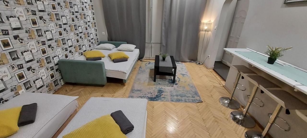 Apartament 4 In The Party District Budapesta
